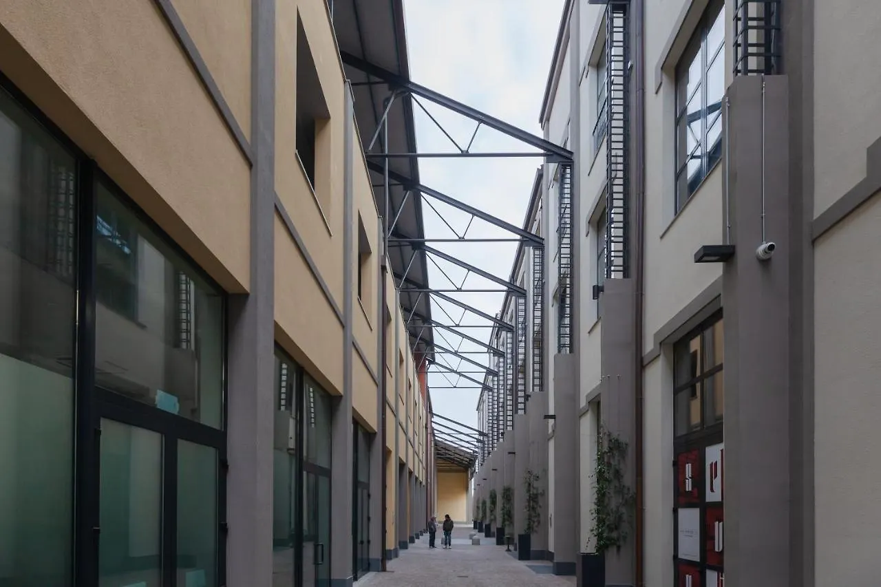 Stylish & Modern Studio Milano Apartment