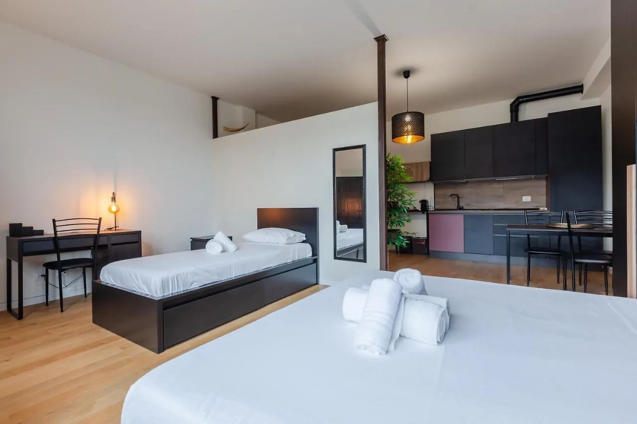 Stylish & Modern Studio Milano Apartment